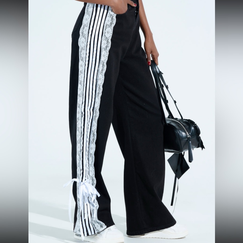 NWT Akira Black and White Lace Trim Denim Pants